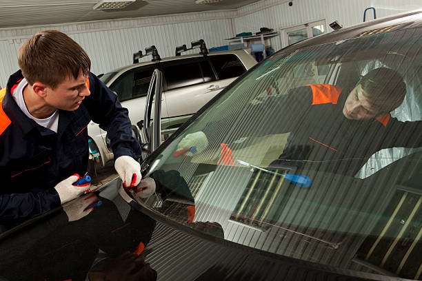 Windshield Repair in Fullerton, CA - Auto Glass Chip Repair, Crack Fix & Replacement